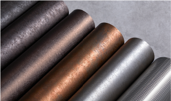 Varios revestimientos decorativos con texturas de metal 
